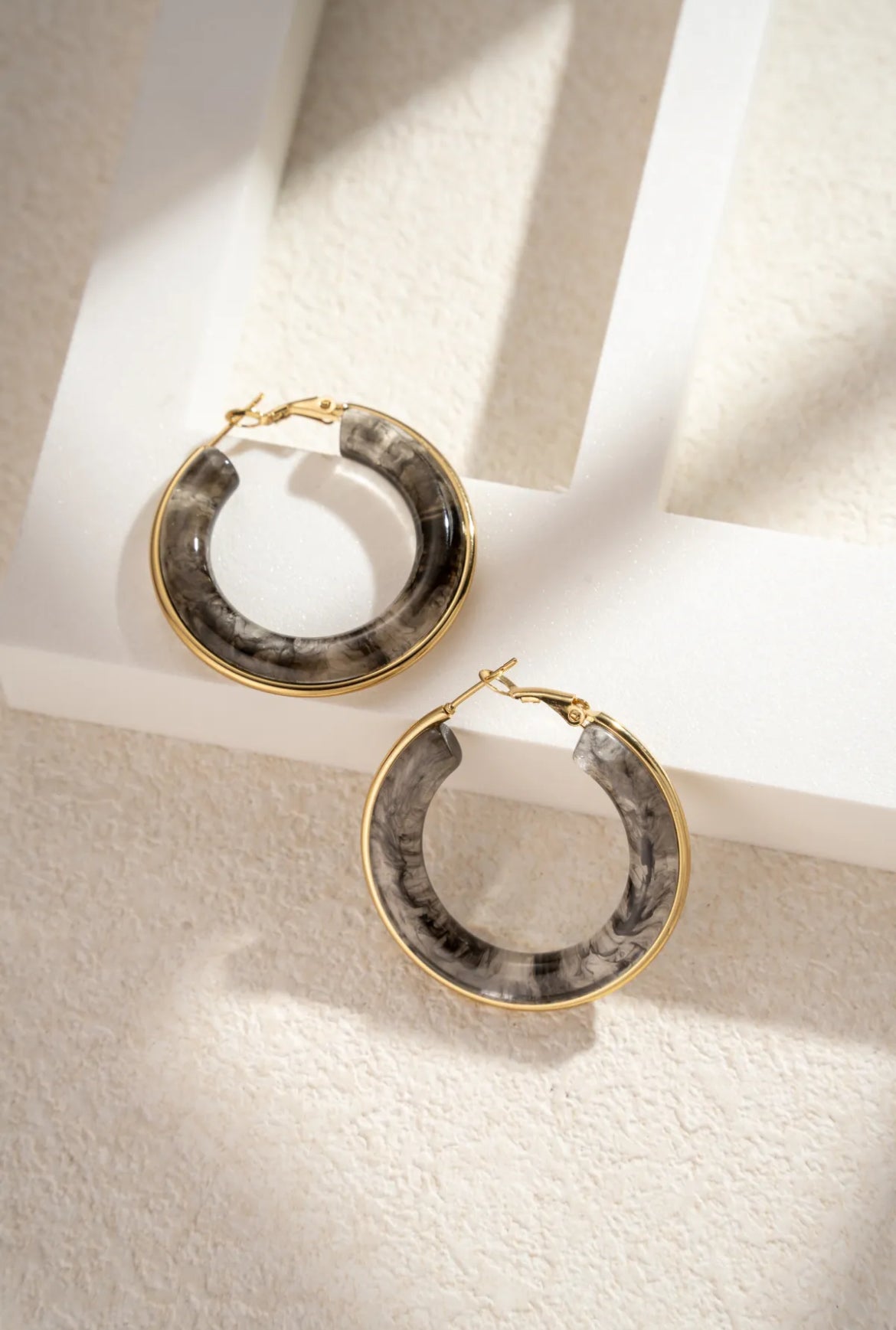 Boucle Créole en Résine - MissLivy Jewelry